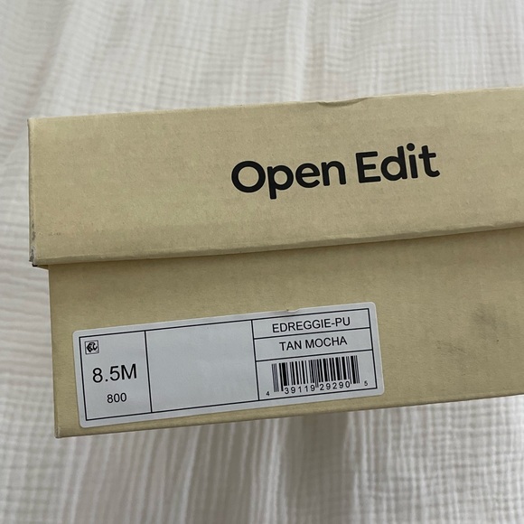 Open Edit Reggie Sandal in Tan Mocha 8.5 with box - Picture 4 of 5